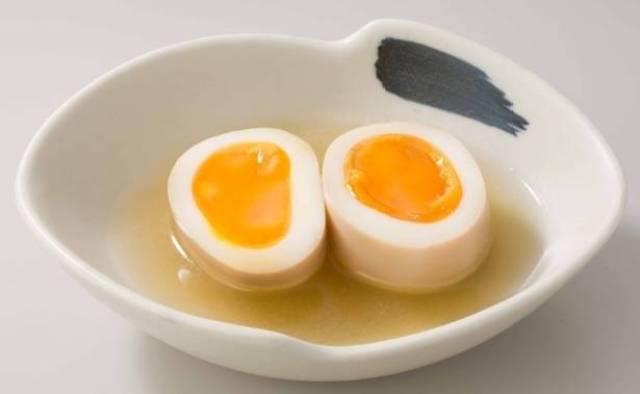 病人梦见吃生瓜蛋主什么,吃生瓜蛋预示的健康信号