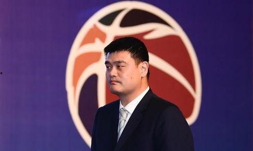 CBA 周琦海外吃瓜,一场吃瓜盛宴背后的篮球传奇